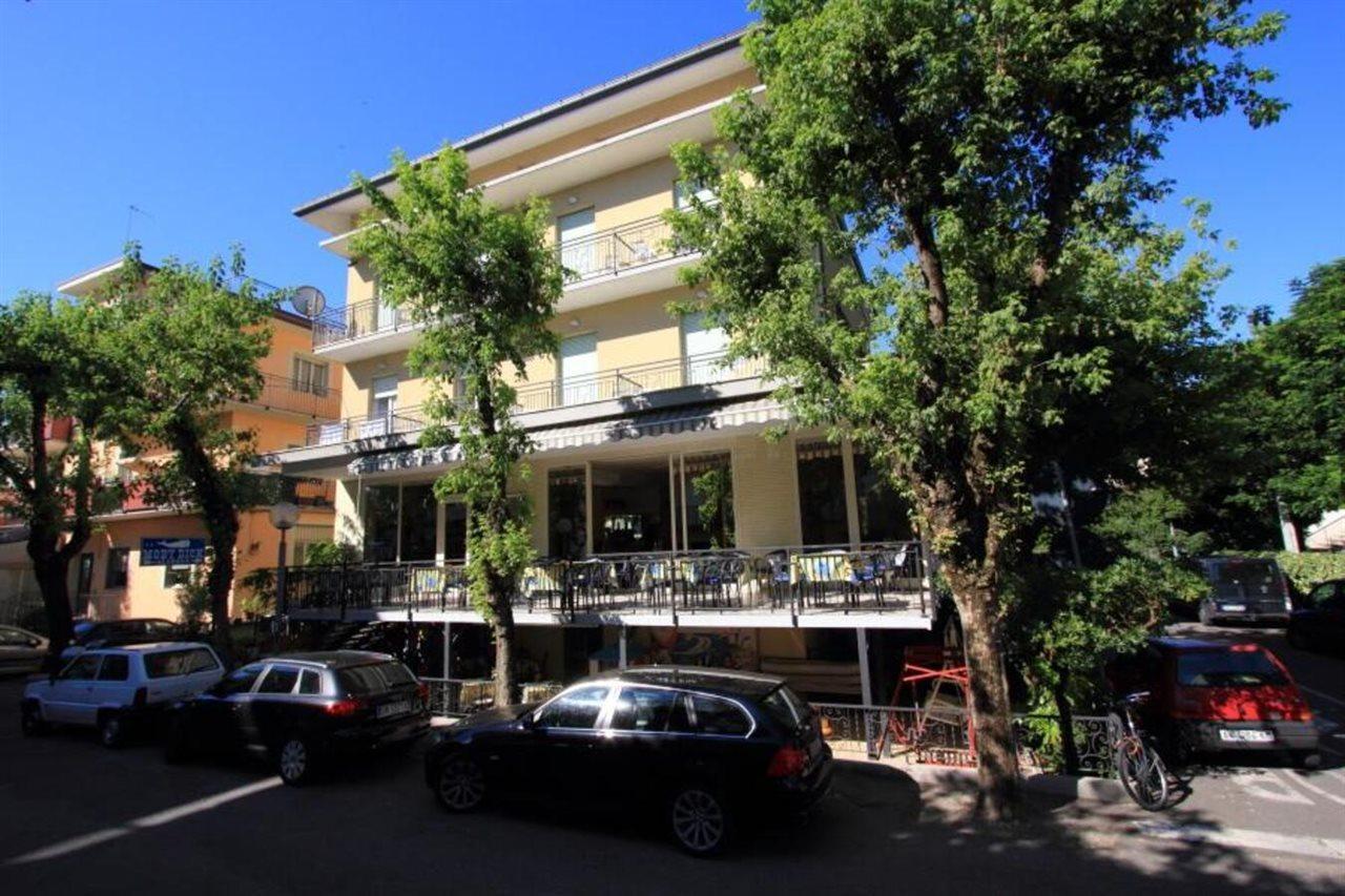 Hotel Moby Dick Rimini Bagian luar foto